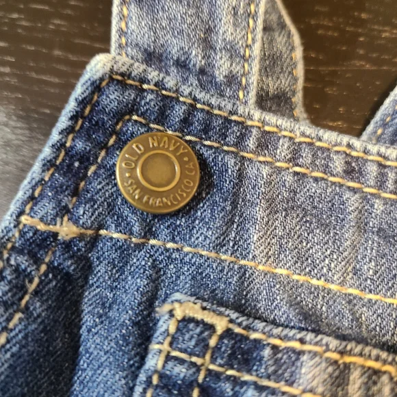 Baby girls old navy skirt all denim dress - Picture 2 of 3